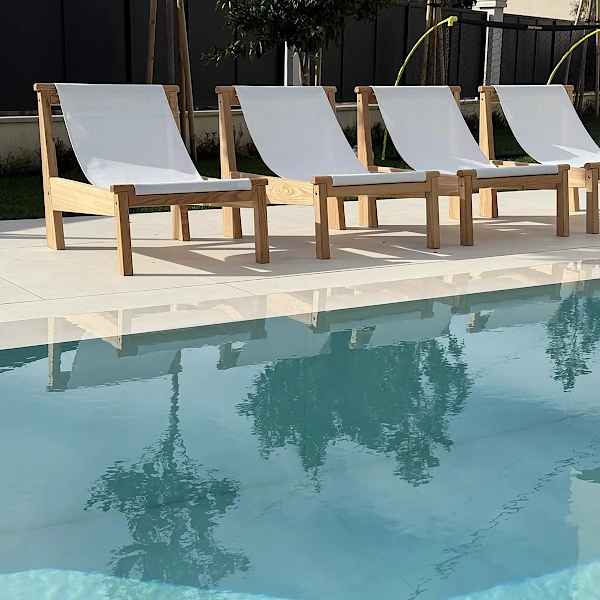 Premium Teak Chair with Synthetic Grey Ropes 77x60x60cm